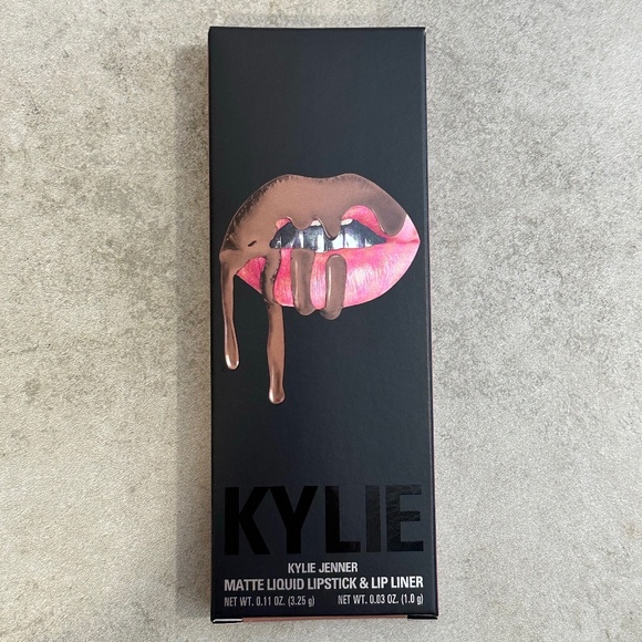 NEW Kylie Jenner Cosmetics Matte Lip Kit MALIBOO - Picture 4 of 13